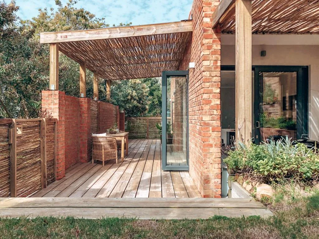 The Nest — holiday home in Leisure Isle, Knysna